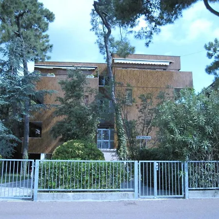 Breathtaking Seaview In Grado-beahost Apartman *